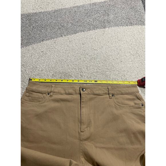 LL Bean Classic Fit Khakis Womens Plus Size 20 M/T Cotton Modal Tencel Tan Pants - Picture 3 of 16